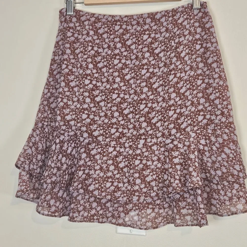 Lulu’s LUSH Always Carefree Rust Brown Floral Print Ruffled Mini Skirt Size Med